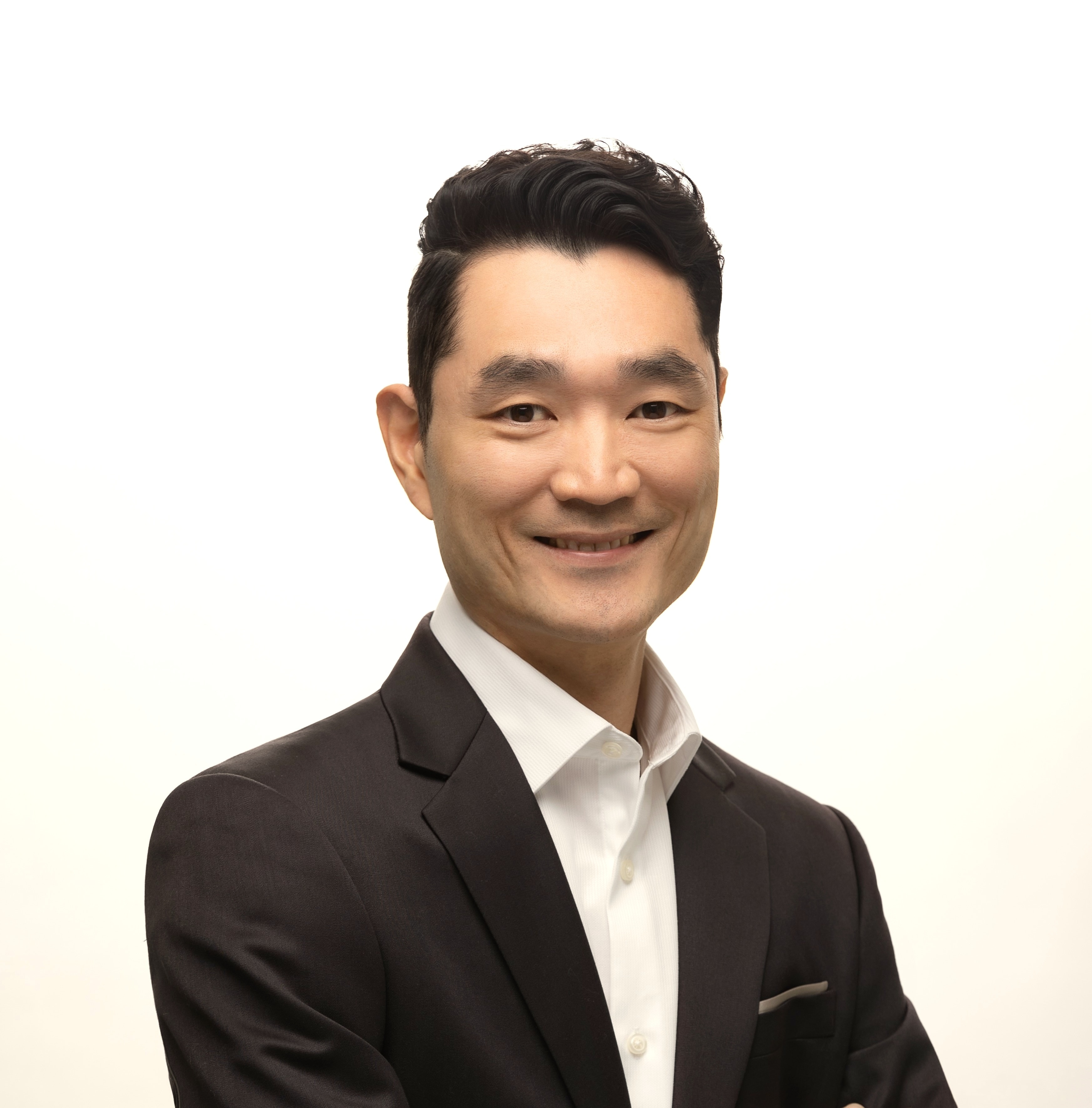 Youngjoon Kim — HCRA Licensed Builder and Registered Realtor